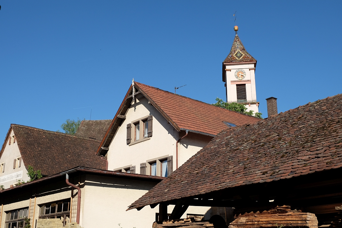 Kandern · Grundschule und Ev. Kirche